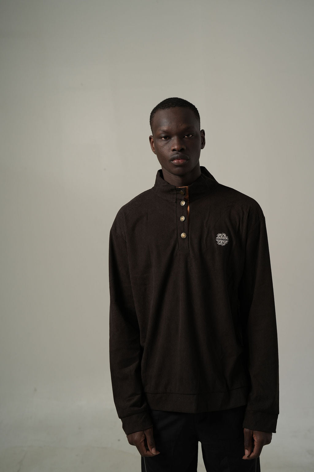 Atlas Henley Pullover