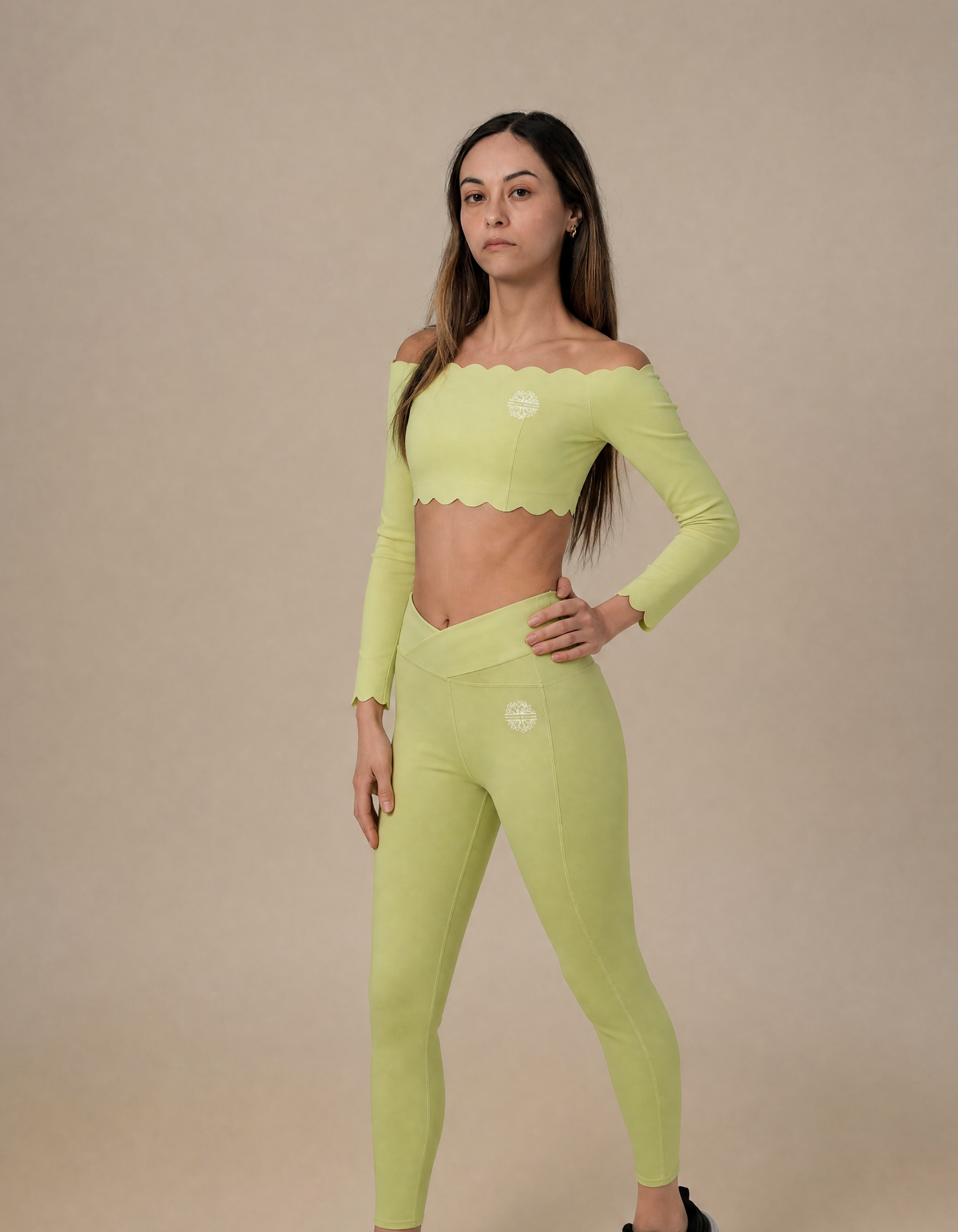 Tempestina 2pc Set